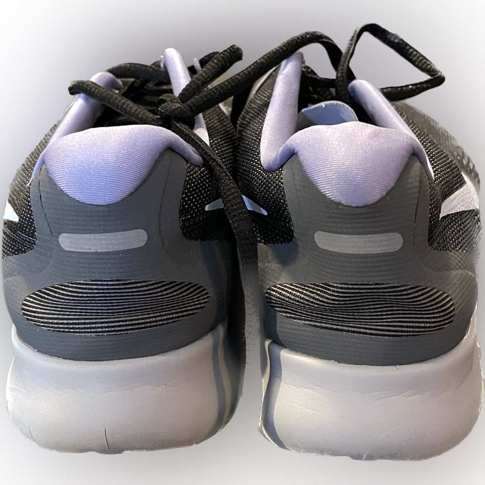Women’s Nike Free Run Size 9 Shoes - Picture 3 of 4